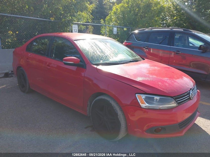 2014 Volkswagen Jetta, Left Side, IAAI, VIN 3VW2K7AJ9EM250051