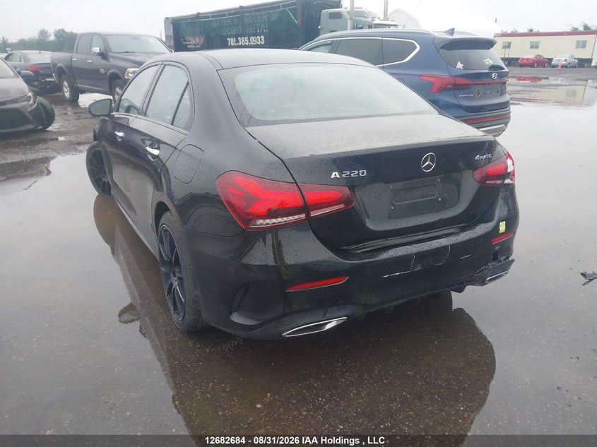 Vin: w1k3g4fb5nj375642, lot: 3086890, mercedes-benz a 220 4matic 20223