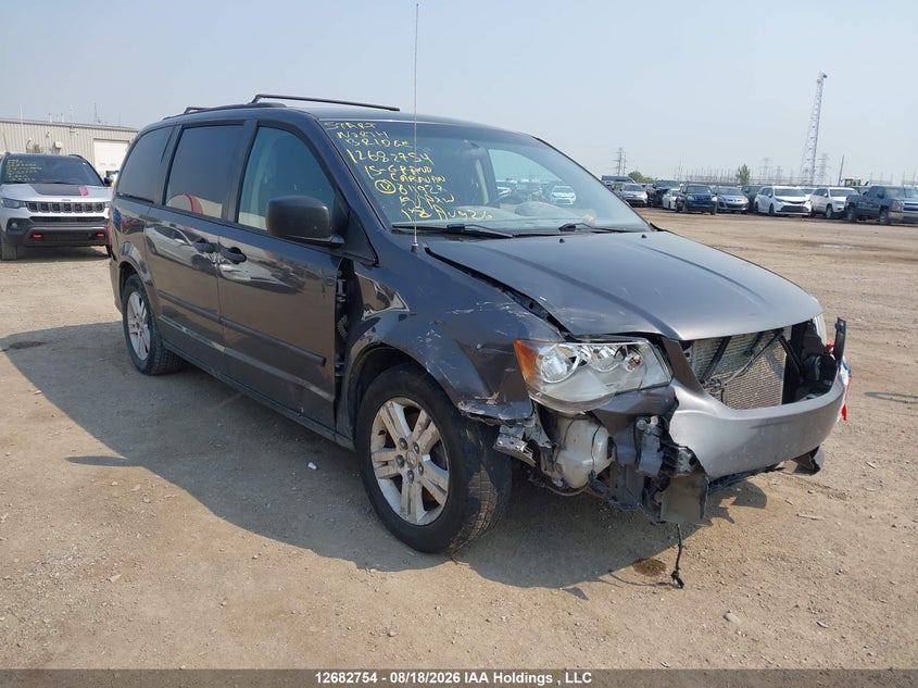 2015 Dodge Grand Caravan Se/Sxt, Удар спереду, IAAI, VIN 2C4RDGBG1FR611927