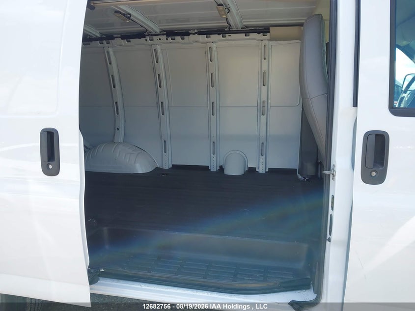 2026 CHEVROLET EXPRESS VAN 4.3L V-6 DI, VVT, REGULAR , 276HP