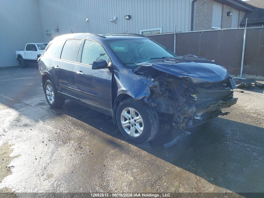 2014 Chevrolet Traverse Ls, Удар спереди, IAAI, VIN 1GNKRFED0EJ187441