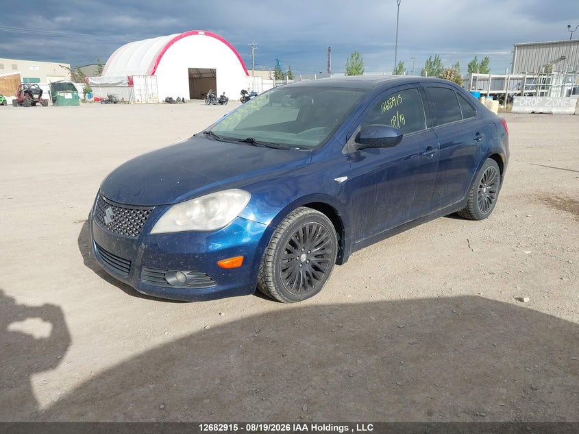 2013 SUZUKI KIZASHI SEDAN 2.4L I-4 DOHC, VVT, 180HP
