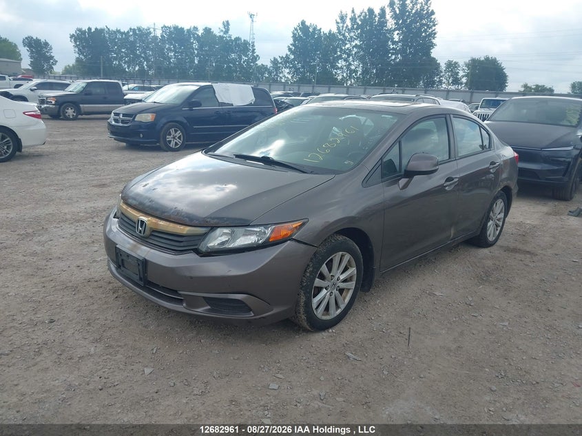 2012 Honda Civic, Front, IAAI, VIN 2HGFB2F51CH005549 — photo 2