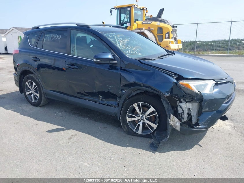 Vin: 2t3rfrev6jw783028, lot: 3087391, toyota rav4 xle 2018 img_1