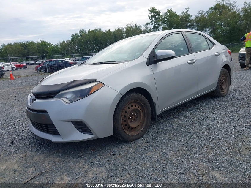 2015 Toyota Corolla, Удар сзади, IAAI, VIN 2T1BURHE2FC414736 — фото 2