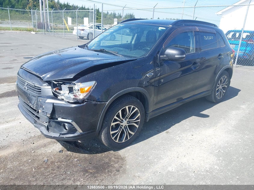 2016 Mitsubishi RVR, Front, IAAI, VIN JA4AJ4AW2GZ609070 — photo 2