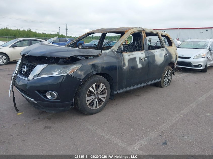 2016 Nissan Pathfinder, Total Burn, IAAI, VIN 5N1AR2MM8GC631232 — photo 2