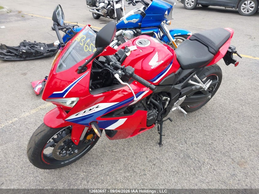 2025 Honda —, Right Side, IAAI, VIN MLHRH1569S5100166 — photo 2
