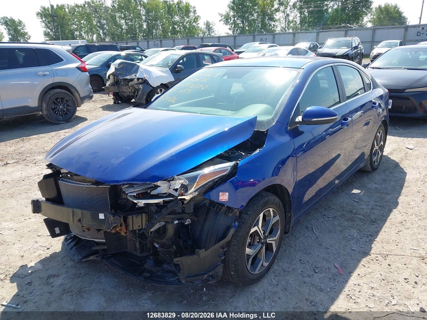 2019 Kia Forte, Front, IAAI, VIN 3KPF54AD6KE026102 — photo 2