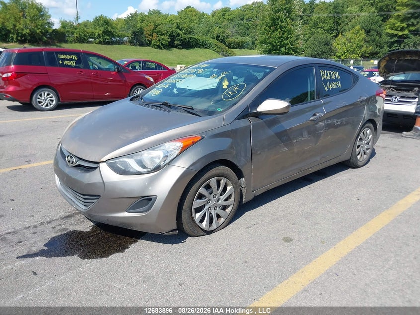 2013 Hyundai Elantra, Left Side, IAAI, VIN 5NPDH4AE5DH408854 — photo 2