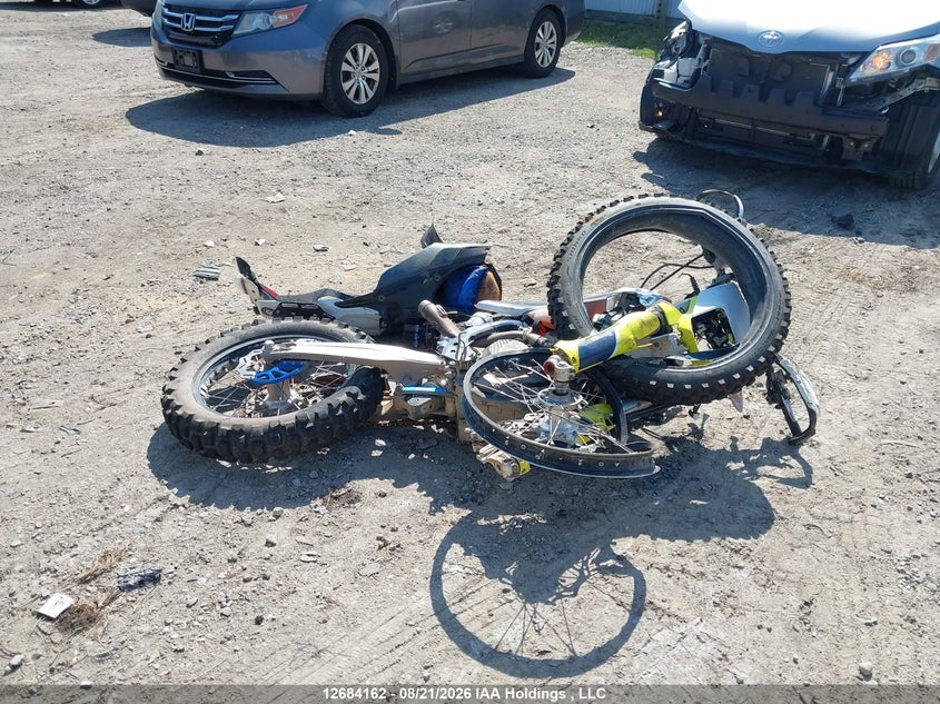 2021 HUSQVARNA FE ENDURO_BIKE 1