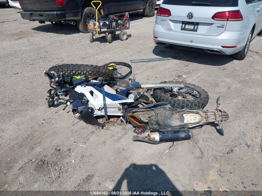 2021 HUSQVARNA FE ENDURO_BIKE 1