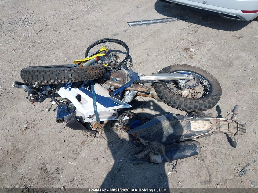 2021 HUSQVARNA FE ENDURO_BIKE 1