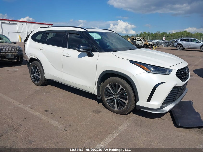 2021 Toyota Highlander Xse, Rear, IAAI, VIN 5TDLZRBH2MS065946