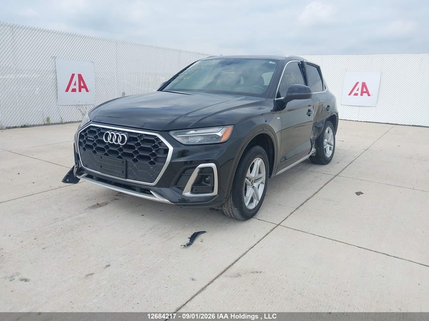 2021 Audi Q5, Front, IAAI, VIN WA1EAAFY4M2105036 — photo 2