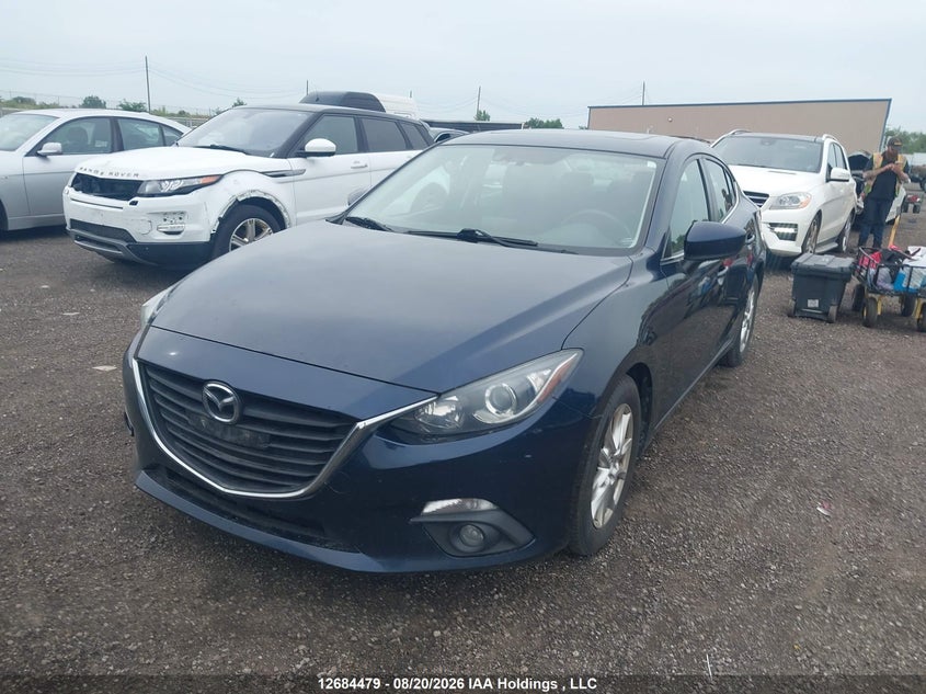 2014 Mazda 3, Лобове скло, IAAI, VIN 3MZBM1V7XEM104506 — фото 2
