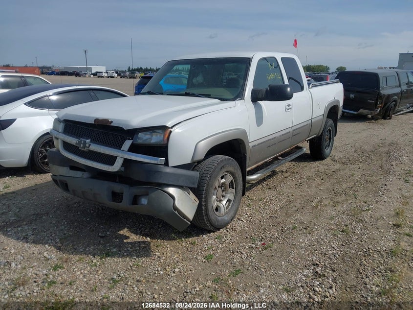 2003 CHEVROLET SILVERADO PICKUP 6.0L V-8 300HP