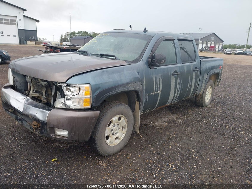 2011 Chevrolet Silverado 1500 Lt, Front, IAAI, VIN 3GCPKSE37BG349100 — photo 2