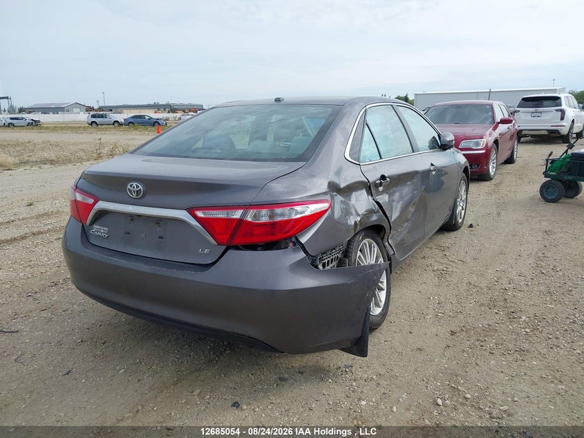 Vin: 4t1bf1fk1fu956252, lot: 3089443, toyota camry le 20154
