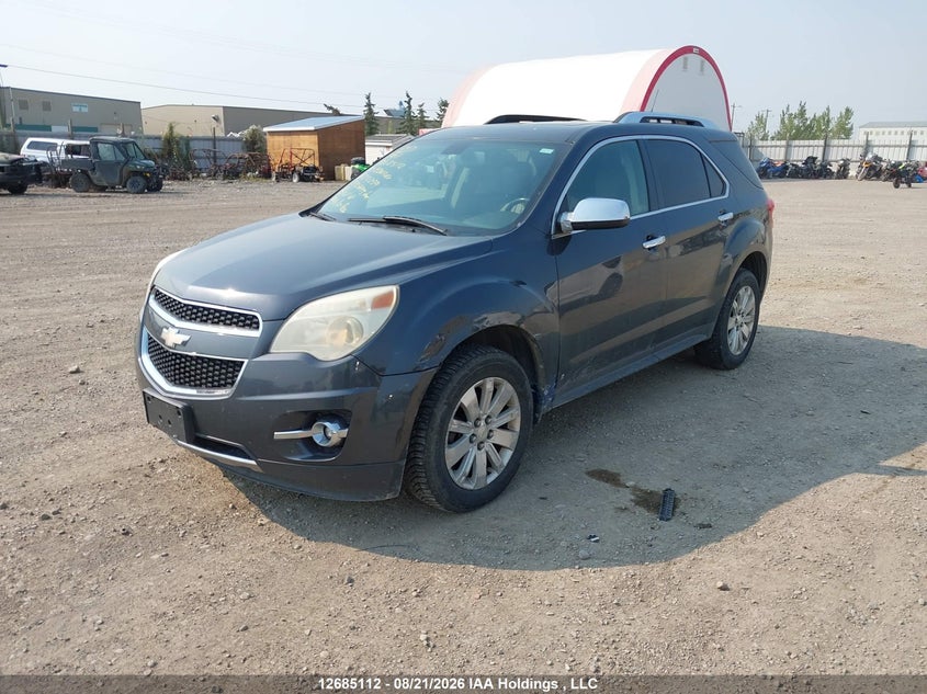 2010 Chevrolet Equinox, Left Front, IAAI, VIN 2CNFLGEYXA6212059 — photo 2