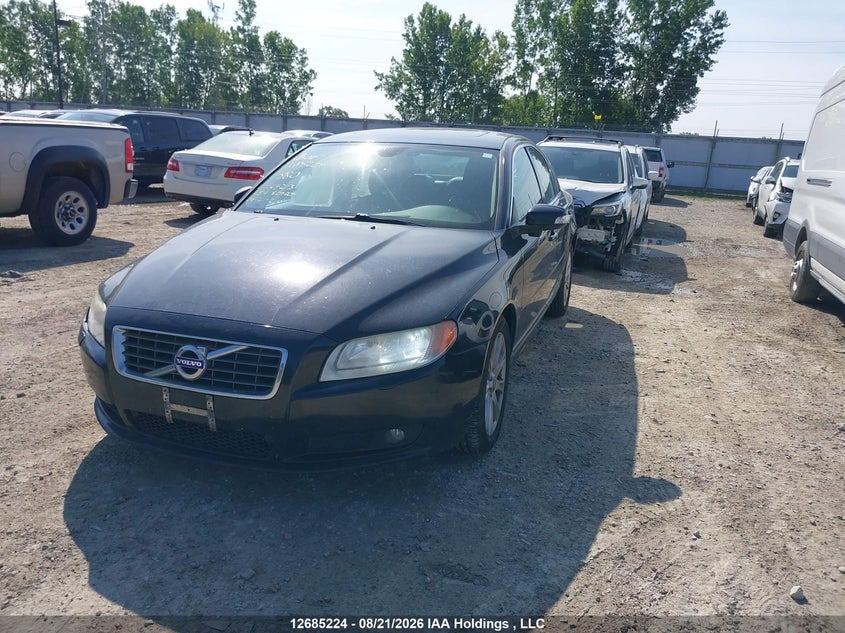 2011 Volvo S80, Right Side, IAAI, VIN YV1952AS6B1144213 — photo 2