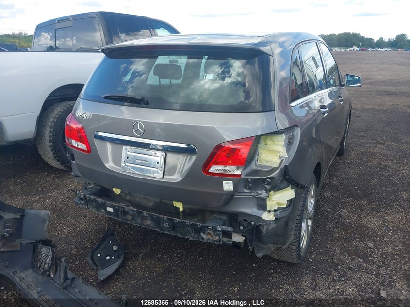 Vin: wddmh4eb3hj437885, lot: 3089750, mercedes-benz b250 20174