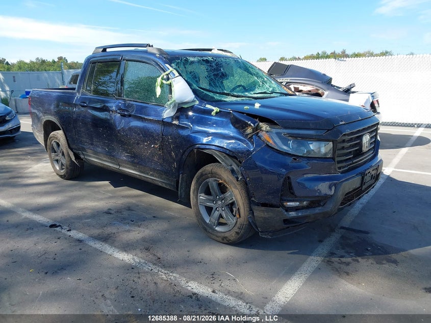 2021 Honda Ridgeline Rtl, Удар спереди, IAAI, VIN 5FPYK3F77MB500612