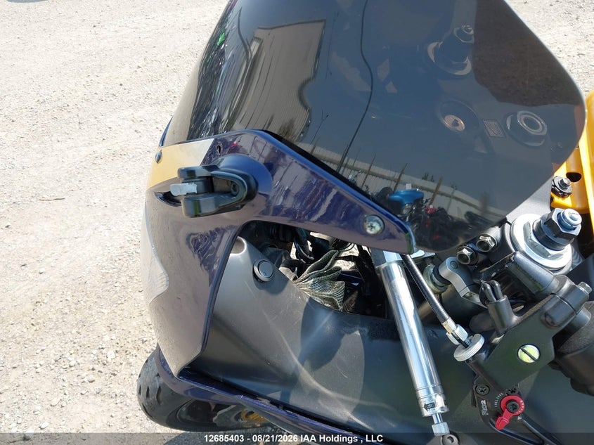 2000 HONDA CBR 929 RR 4
