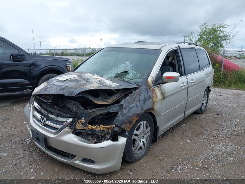 2007 Honda Odyssey, Front, IAAI, VIN 5FNRL38657B503916 — photo 2