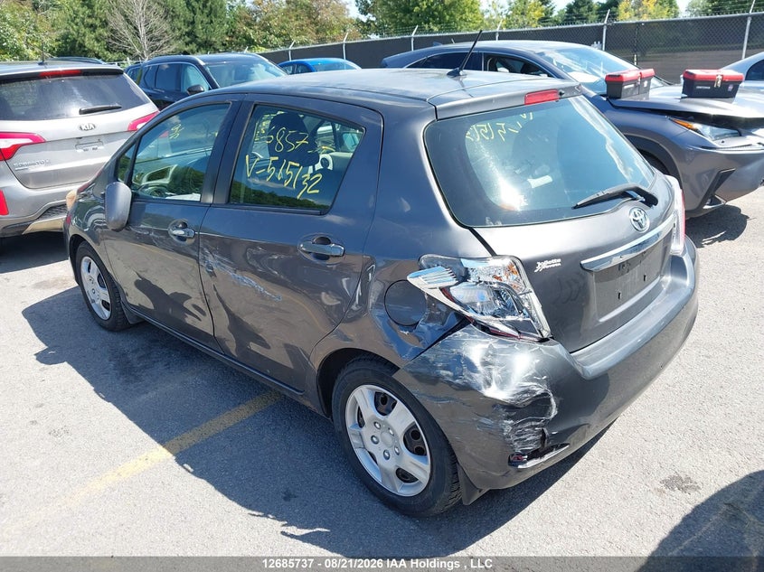 Vin: jtdktud33cd515132, lot: 3090144, toyota yaris 20123