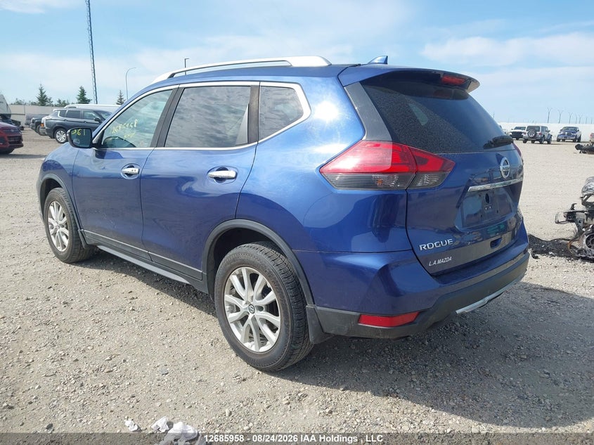 Vin: 5n1at2mv2hc796320, lot: 3090380, nissan rogue sv/sl 20173