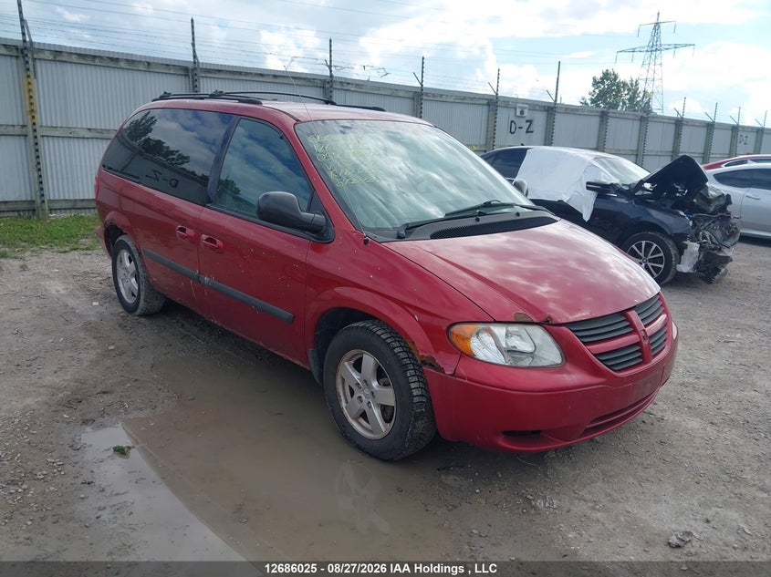 2005 Dodge Caravan Sxt, Left Side, IAAI, VIN 1D4GP45R25B132409