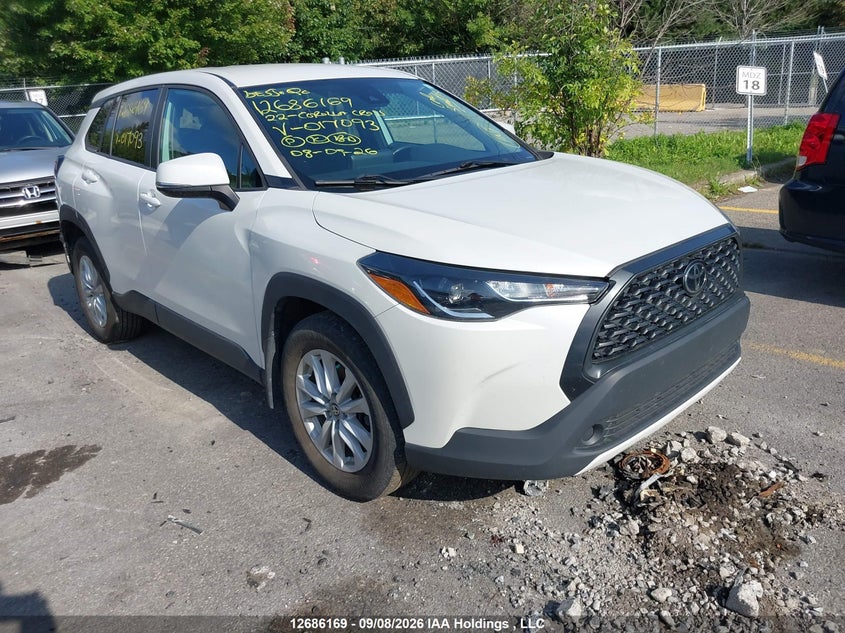 2022 Toyota Corolla Cross Le, Rear, IAAI, VIN 7MUCAABG0NV017093