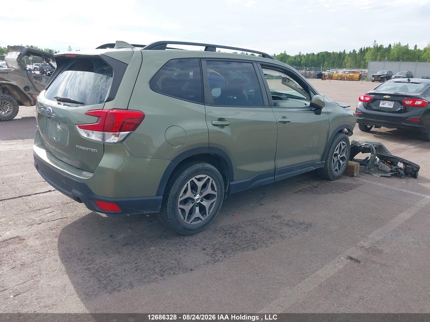 Vin: jf2skegc5kh431388, lot: 3090775, subaru forester premium 20194