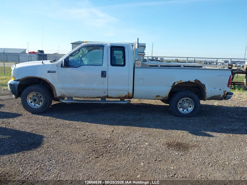 2003 FORD F250 COUPE 5.4L V-8 REGULAR , 260HP