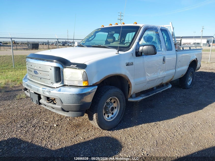 2003 FORD F250 COUPE 5.4L V-8 REGULAR , 260HP