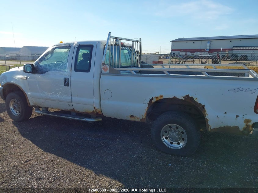 2003 FORD F250 COUPE 5.4L V-8 REGULAR , 260HP