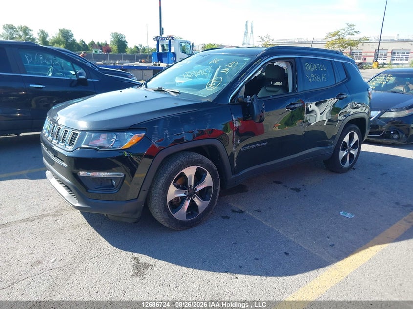 2018 Jeep Compass, Левый бок, IAAI, VIN 3C4NJCBBXJT286415 — фото 2
