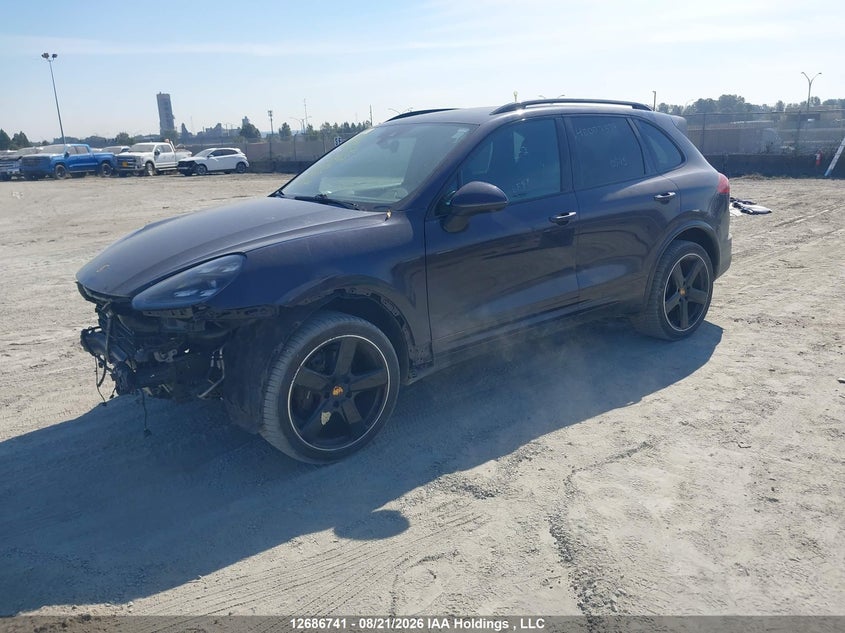 2018 Porsche Cayenne, Front, IAAI, VIN WP1AA2A21JKA06083 — photo 2