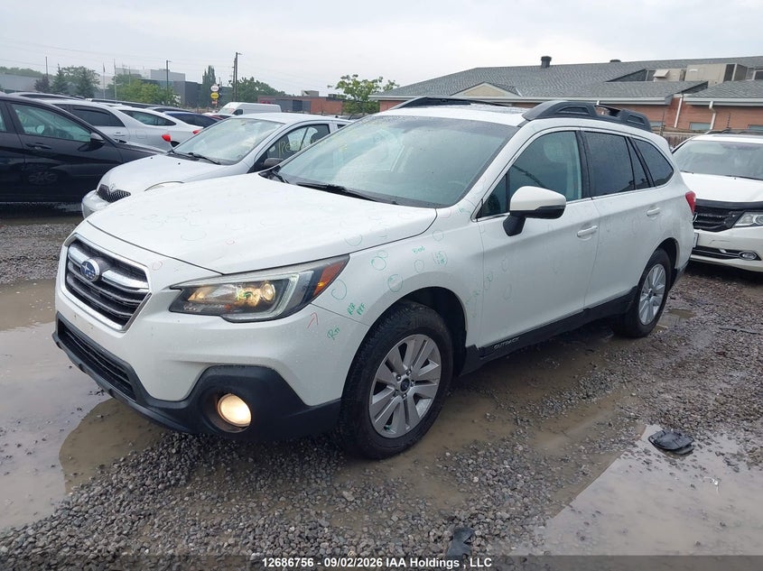 2018 Subaru Outback 2.5I Touring, Град, IAAI, VIN 4S4BSDDC3J3273170 — фото 2