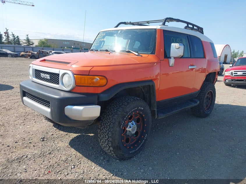 2014 Toyota FJ Cruiser, Удар ззаду, IAAI, VIN JTEBU4BF7EK182003 — фото 2