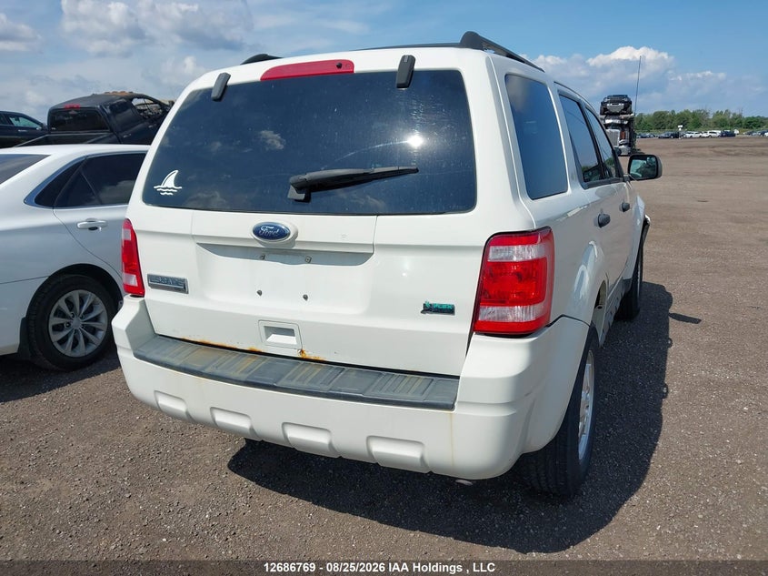 Vin: 1fmcu0dg3bka58647, lot: 3091238, ford escape xlt 20114