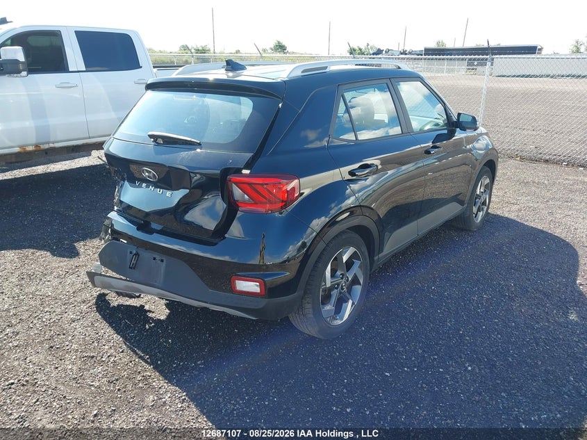 Vin: kmhrc8a37nu187478, lot: 3091614, hyundai venue ultimate with black interior 20224