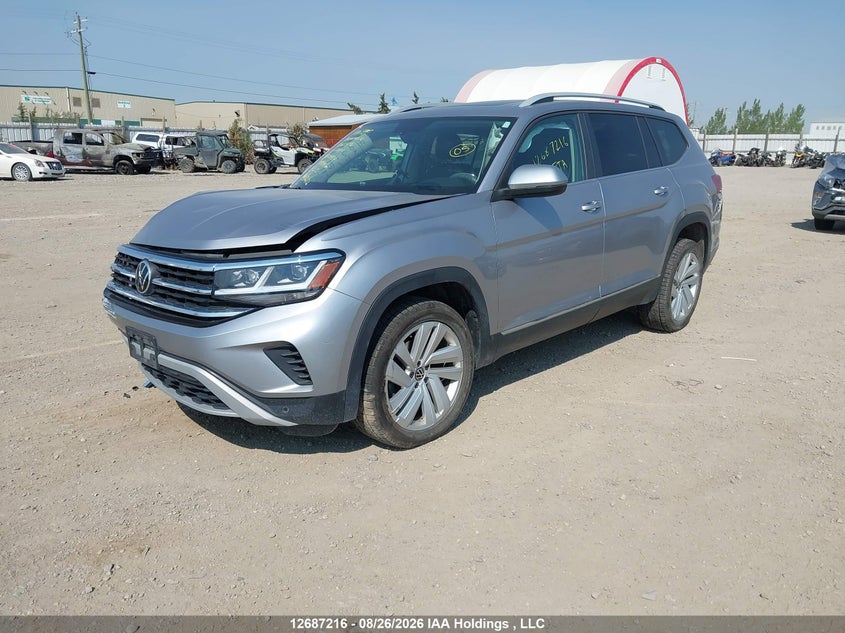 2021 Volkswagen Atlas, Right Front, IAAI, VIN 1V2BP2CA1MC513927 — photo 2