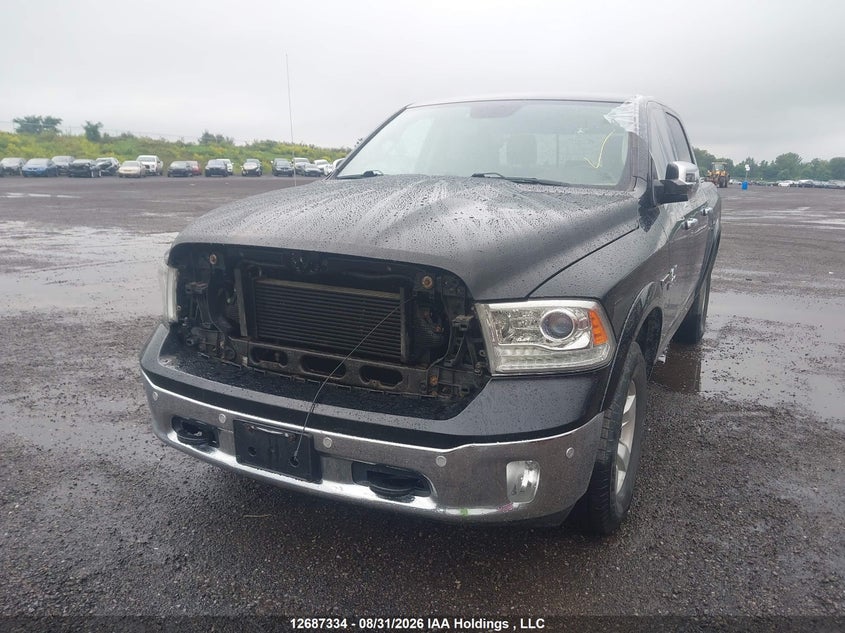2018 RAM 1500, Vandalized, IAAI, VIN 1C6RR7NM1JS283099 — photo 2