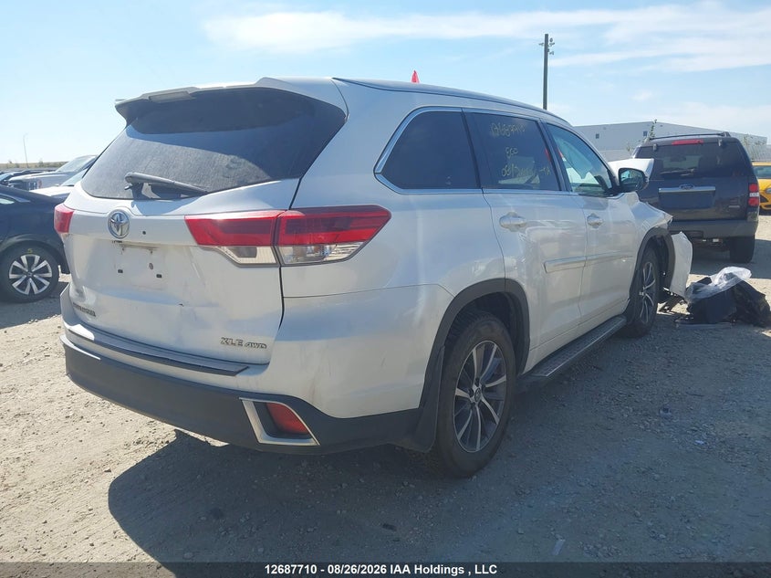 Vin: 5tdjzrfh1hs457131, lot: 3092239, toyota highlander 20174
