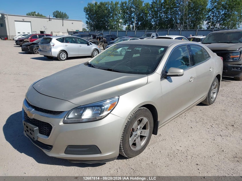 2015 Chevrolet Malibu, Благотворительность, IAAI, VIN 1G11B5SL0FF232356 — фото 2