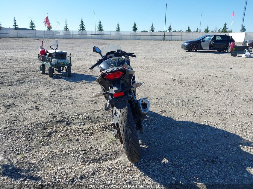 2014 KAWASAKI NINJA SPORT_BIKE 2
