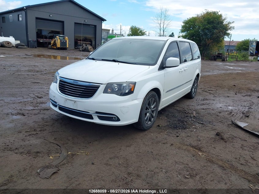 2015 Chrysler Town & Country S, Правый зад, IAAI, VIN 2C4RC1HG8FR753179 — фото 2
