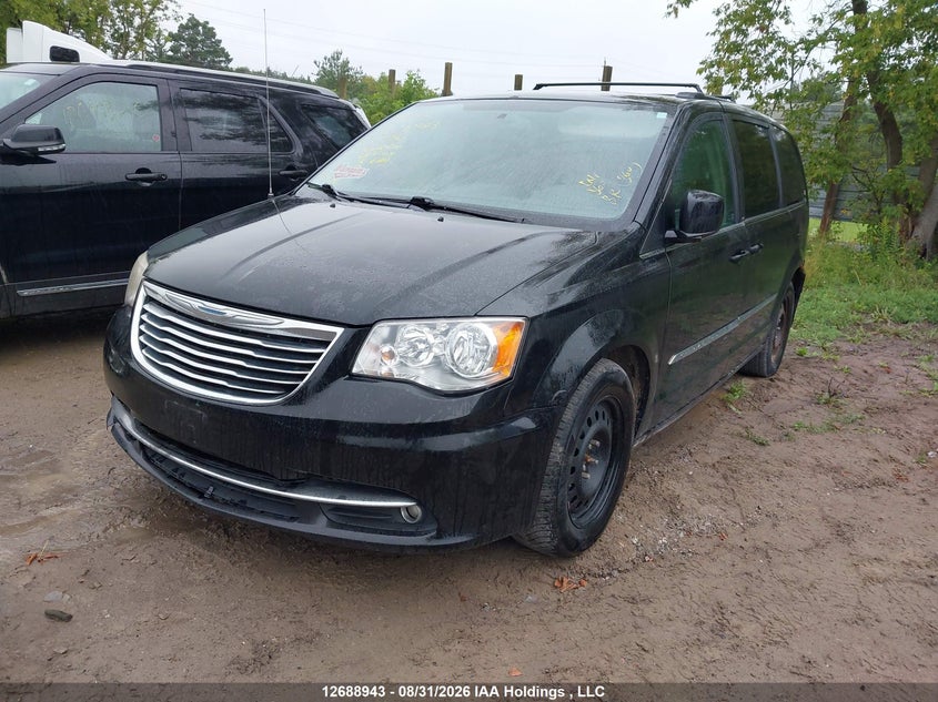 2013 Chrysler Town & Country Touring, Charity, IAAI, VIN 2C4RC1BG5DR704740 — photo 2